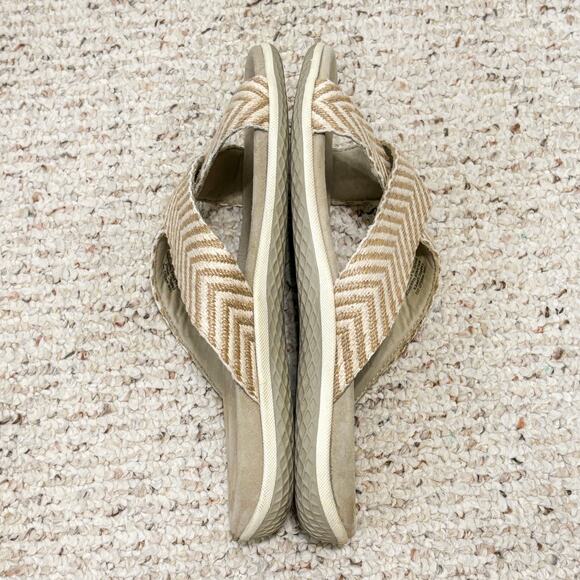 Women’s Sleek Bone Stripe Neutral Crisscross Comfortable Slide Sandals | 12W - Picture 6 of 9